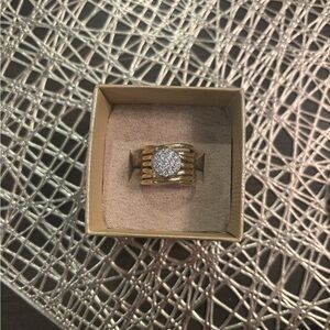 Elegant Gold and Silver Women's Ring